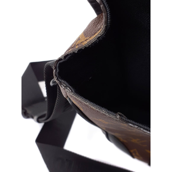 Louis Vuitton Macassar Archie Messenger Black - Picture 4 of 7